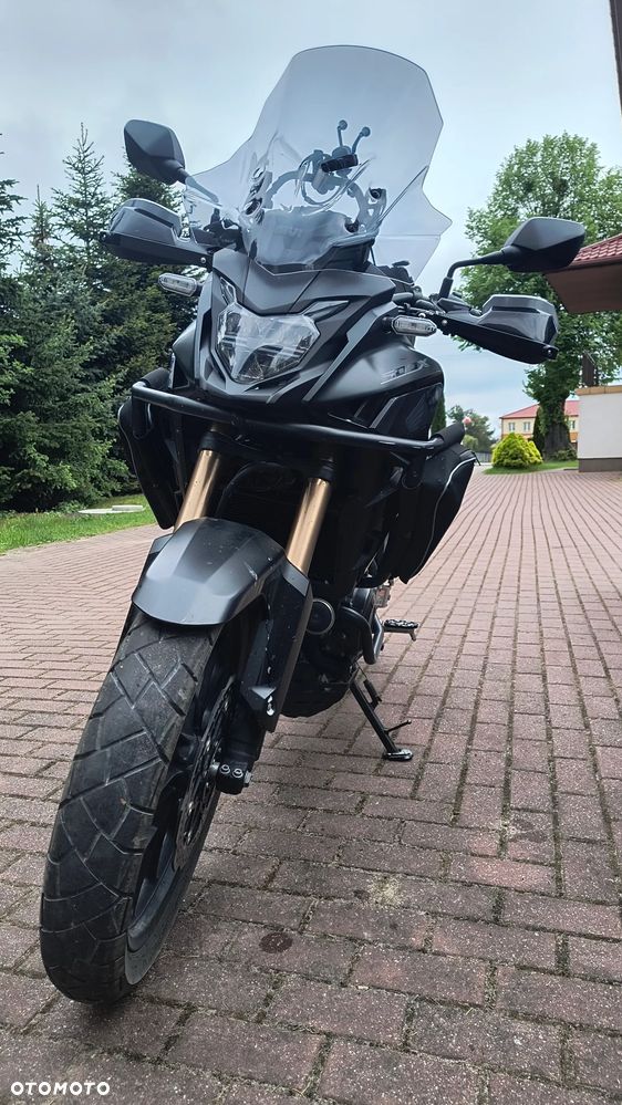 Honda CB - 4