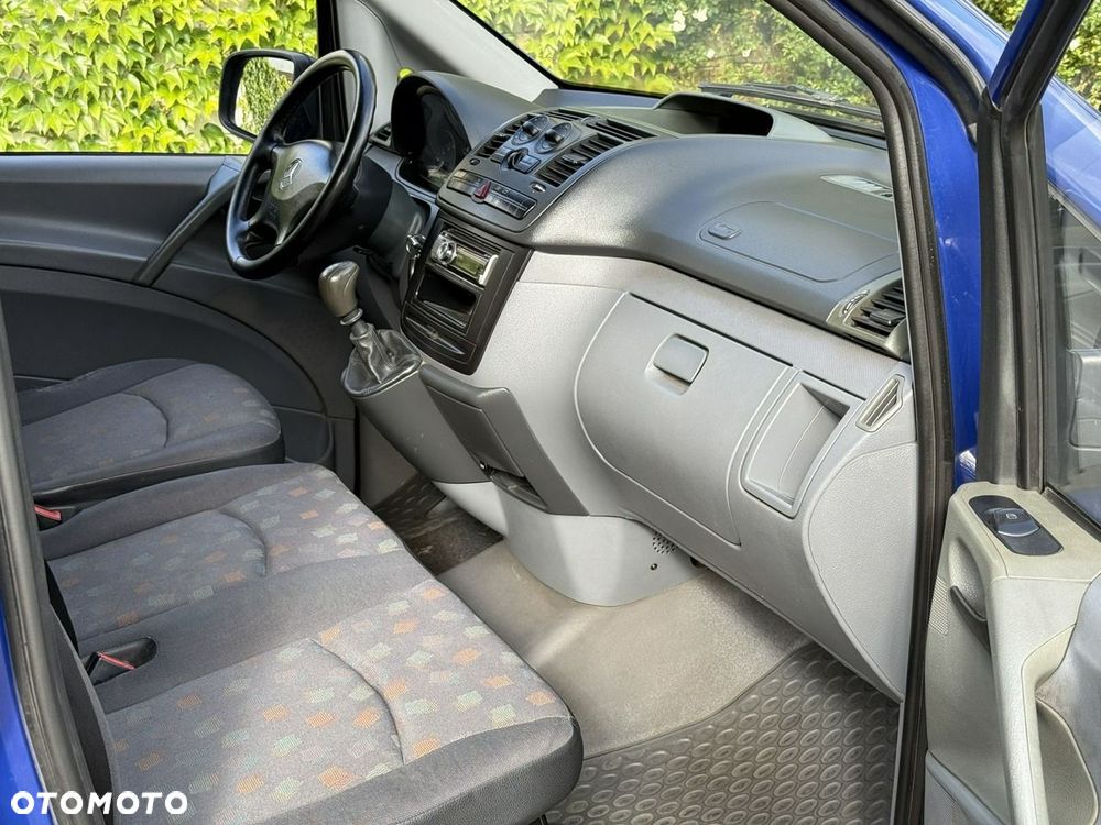 Mercedes-Benz Vito Univan 639.605 - 7