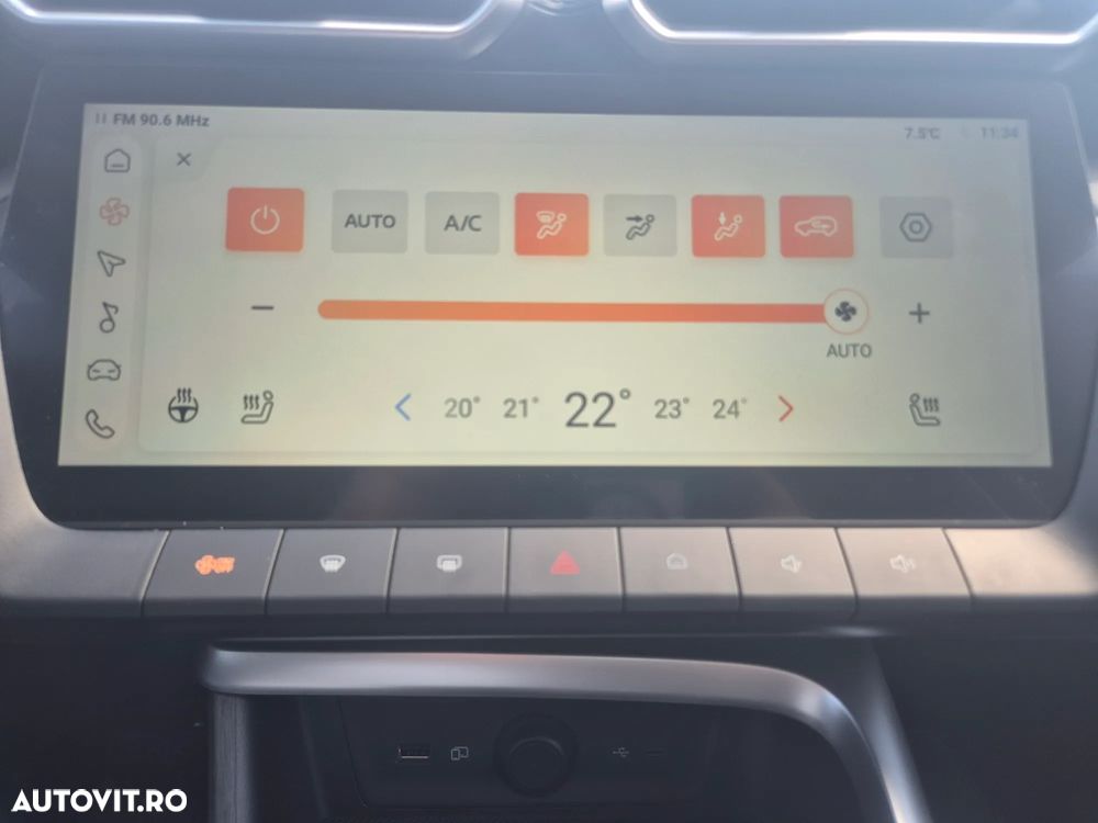 MG ZS HEV 1.5 GSI AT Exclusive - 30