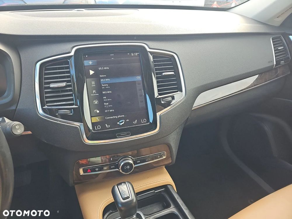 Volvo XC 90 T6 GPF AWD Momentum 7os - 16