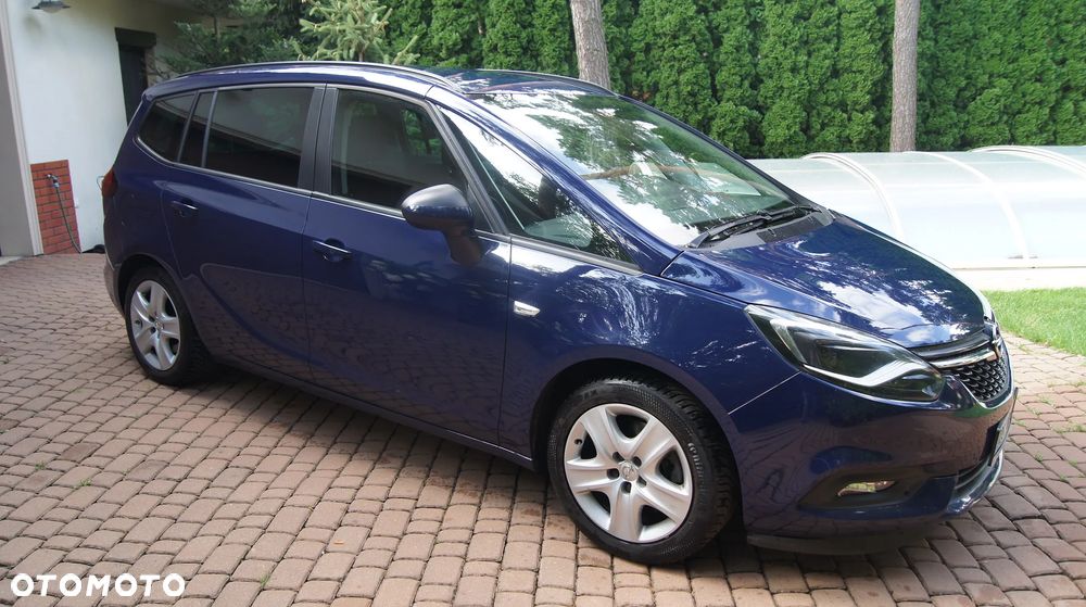 Opel Zafira 2.0 D Start/Stop Business - 4