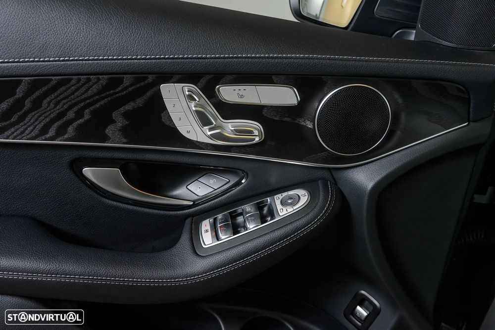 Mercedes-Benz GLC 300 de 4Matic 9G-TRONIC - 26