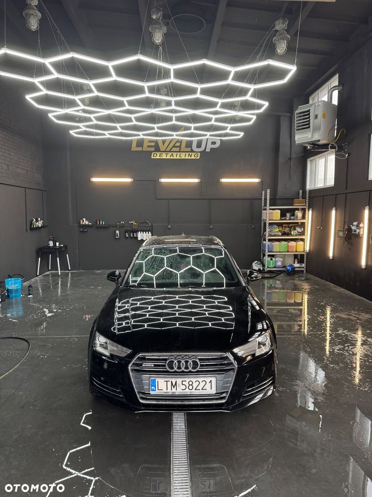 Audi A4 Avant 2.0 TDI Quattro S tronic - 1