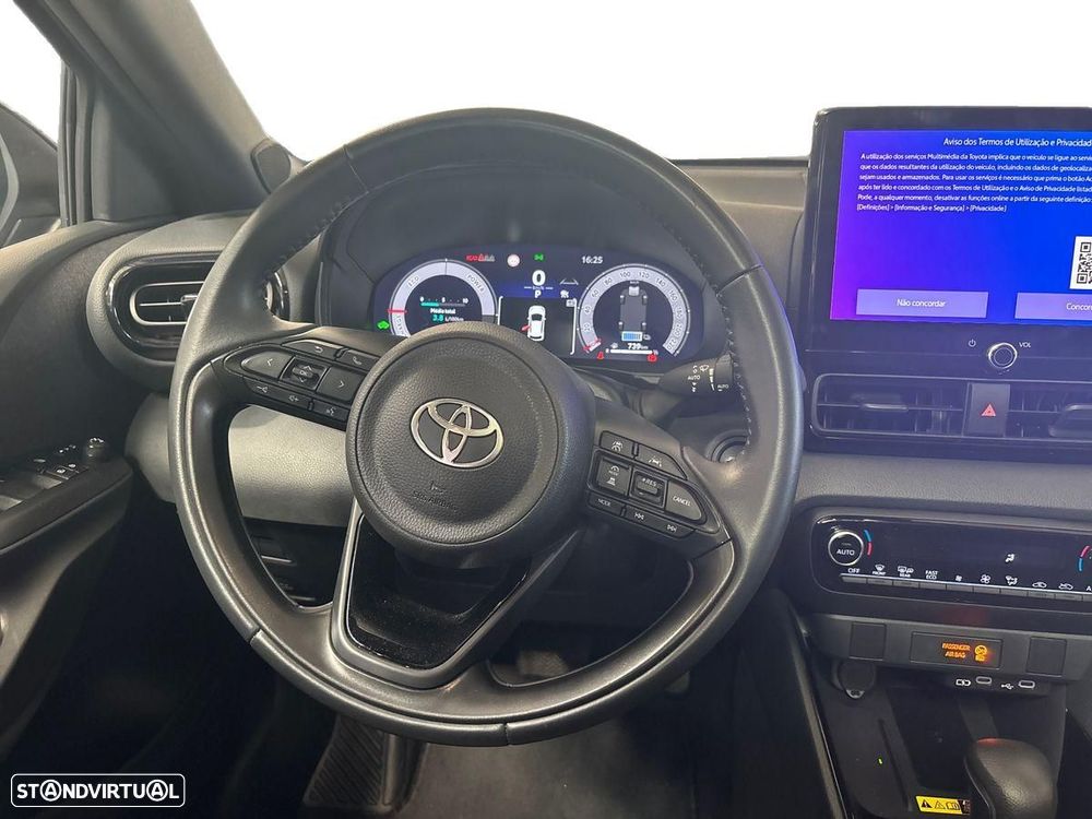 Toyota Yaris 1.5 HDF Premier Edition - 5