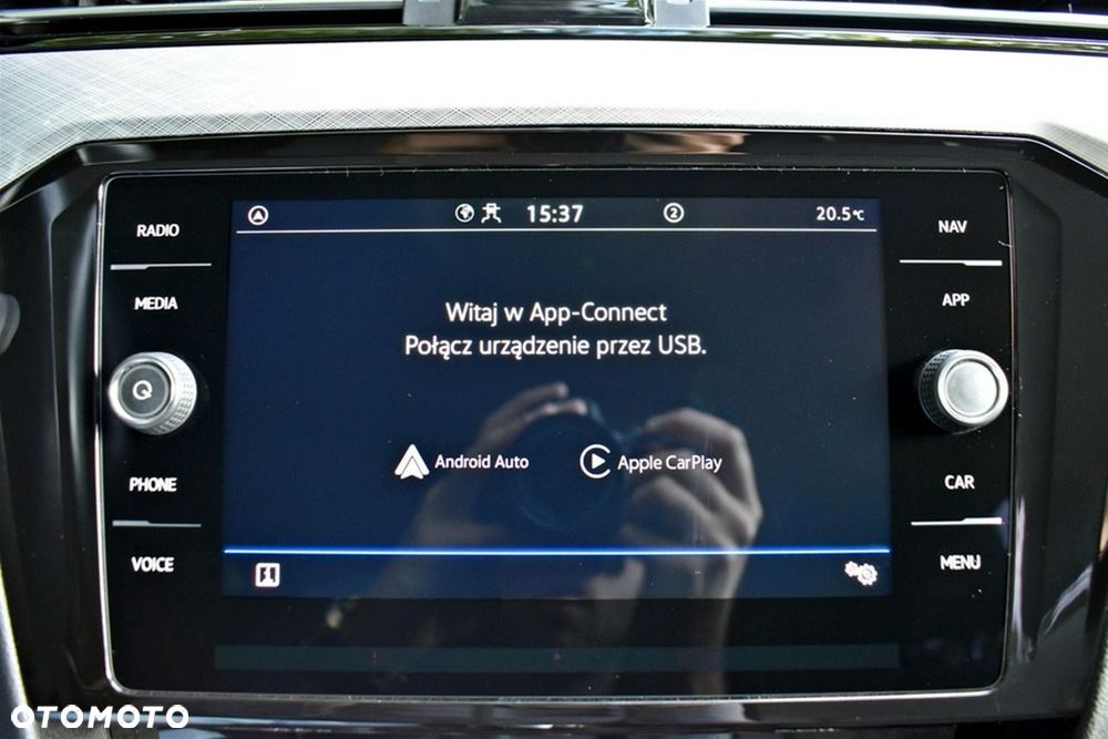 Volkswagen Passat Variant 2.0 TDI EVO Business DSG - 24
