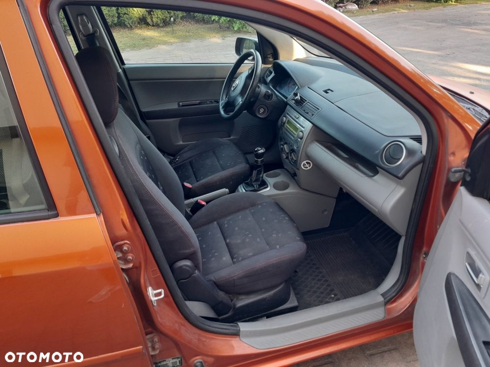 Mazda 2 - 3
