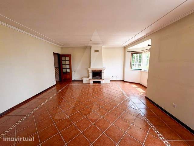Apartamento T3 implex com garagem fechada em São Bernardo - Grande imagem: 3/21