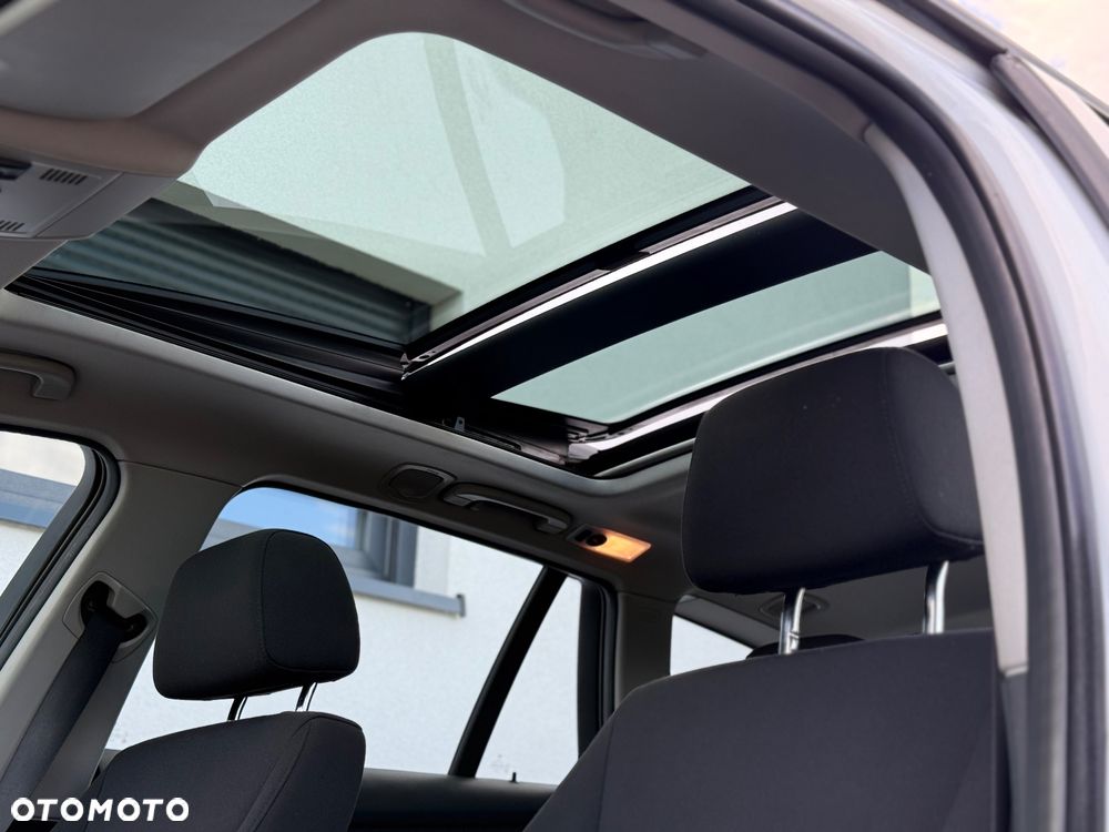 BMW Seria 3 318d DPF - 36