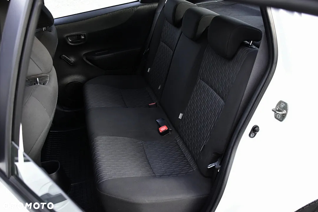 Toyota Yaris 1.33 Life - 33