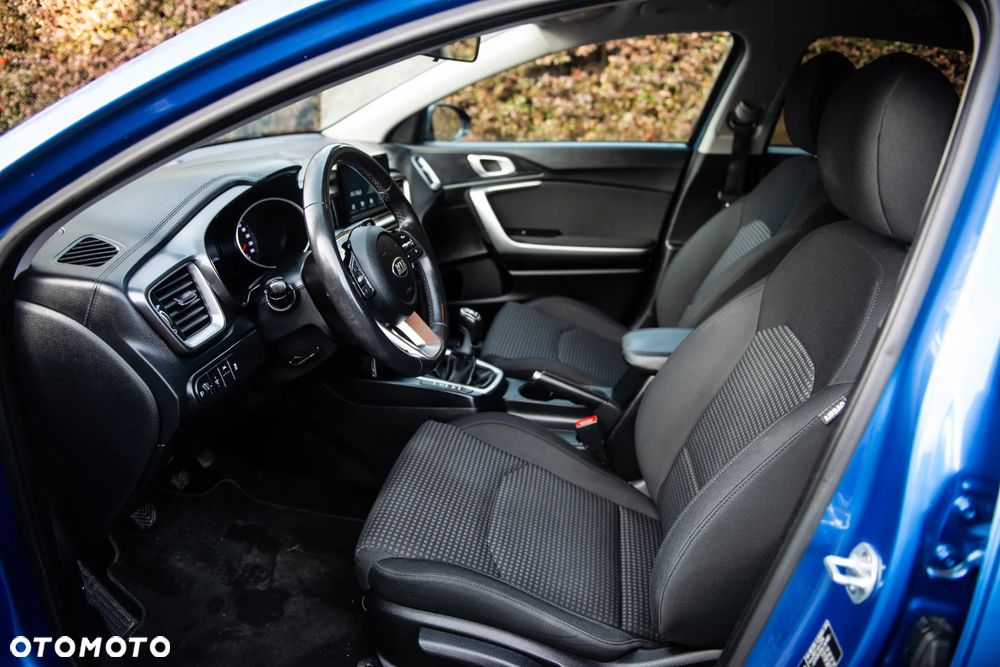 Kia Ceed 1.4 Business Line - 18