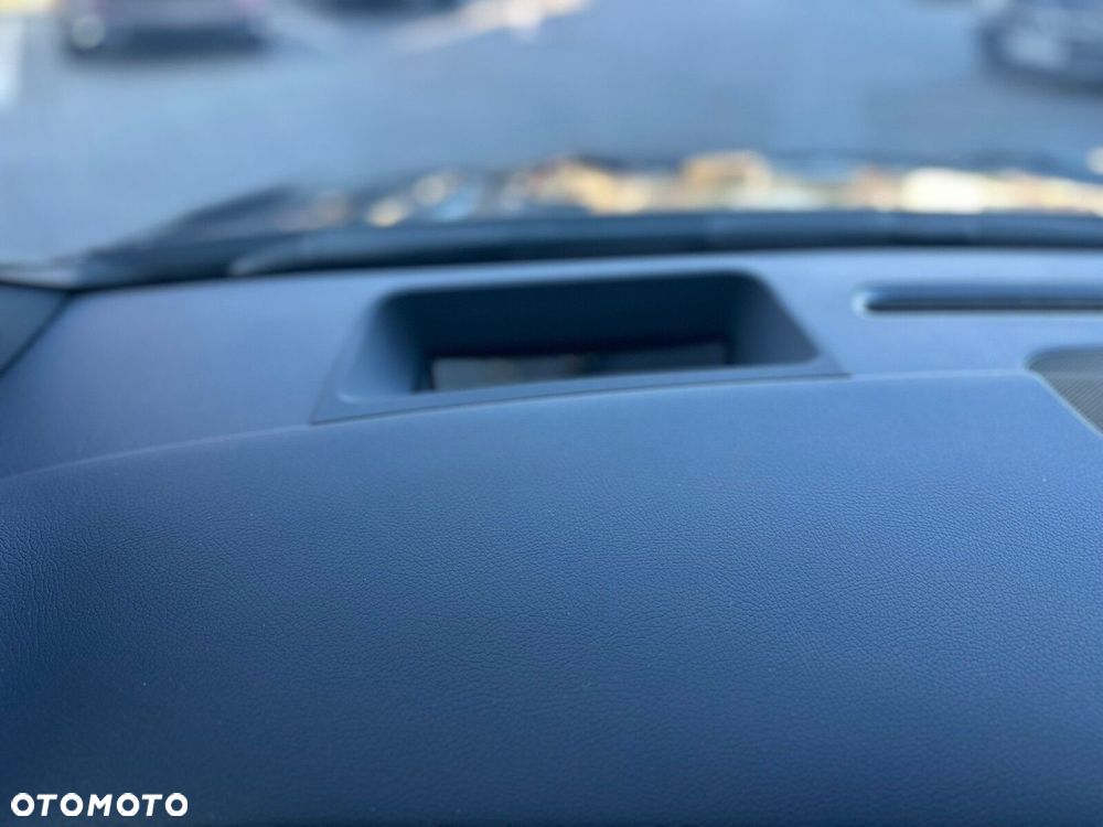 Mercedes-Benz GLA - 26