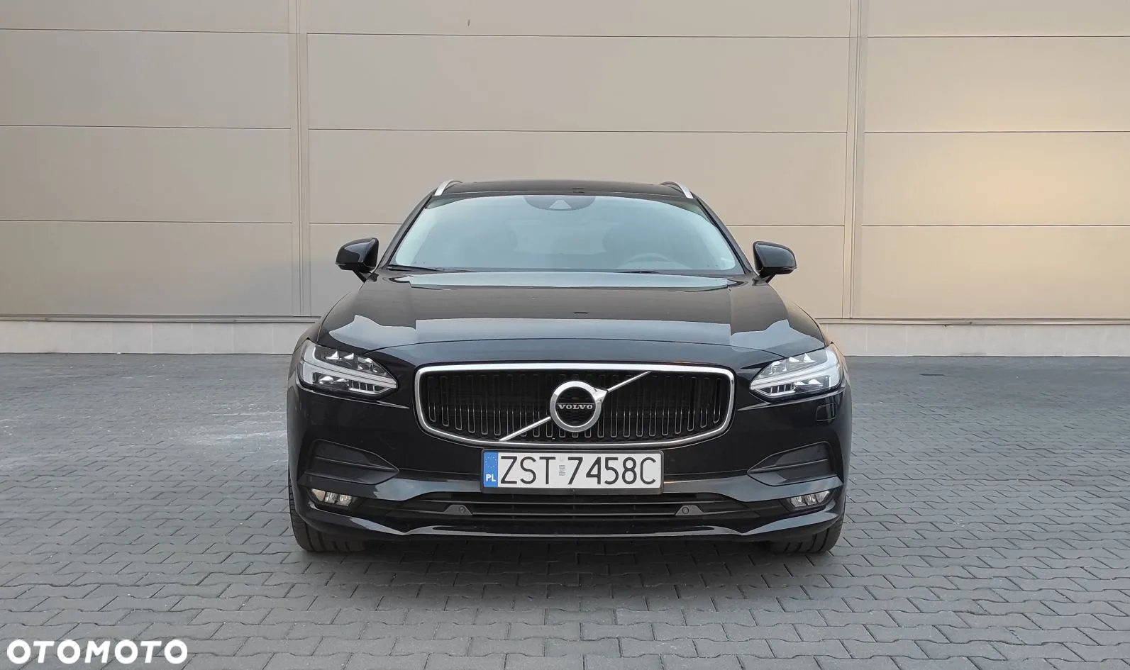 Volvo V90 D4 Momentum - 5