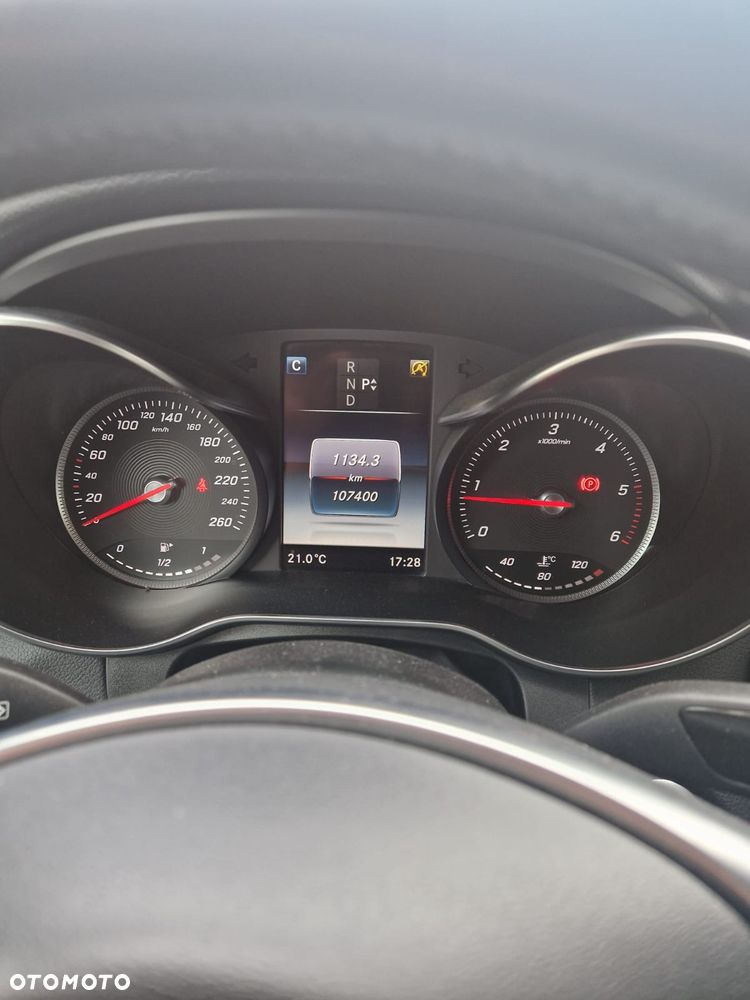 Mercedes-Benz GLC - 10