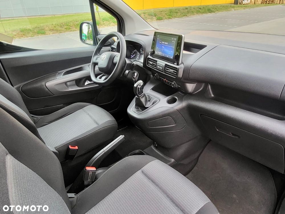 Toyota Proace City Verso 1.5 D-4D Family - 16
