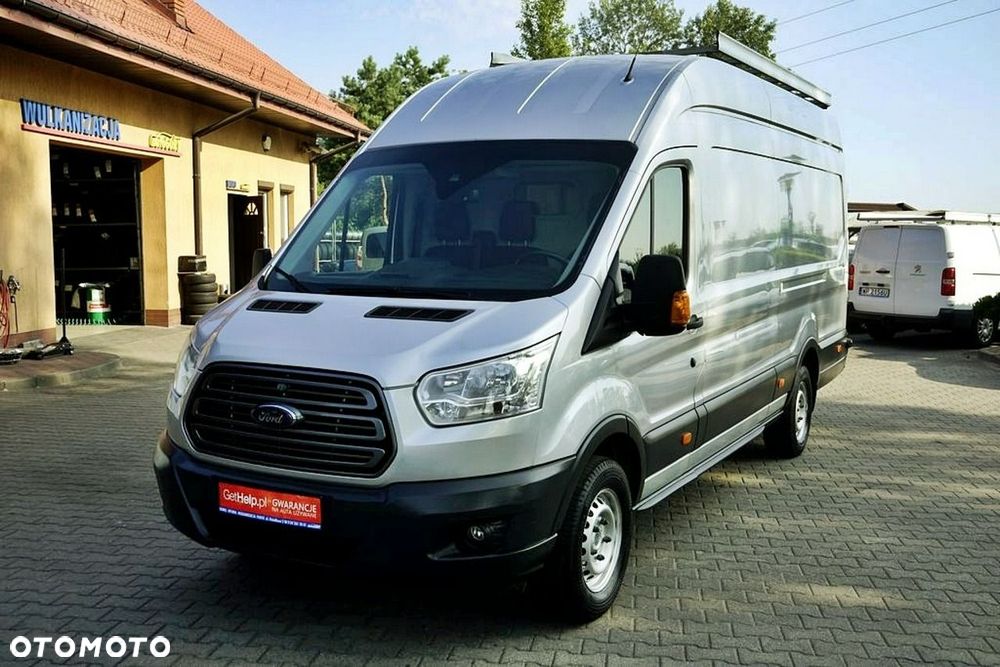 Ford Transit - 1