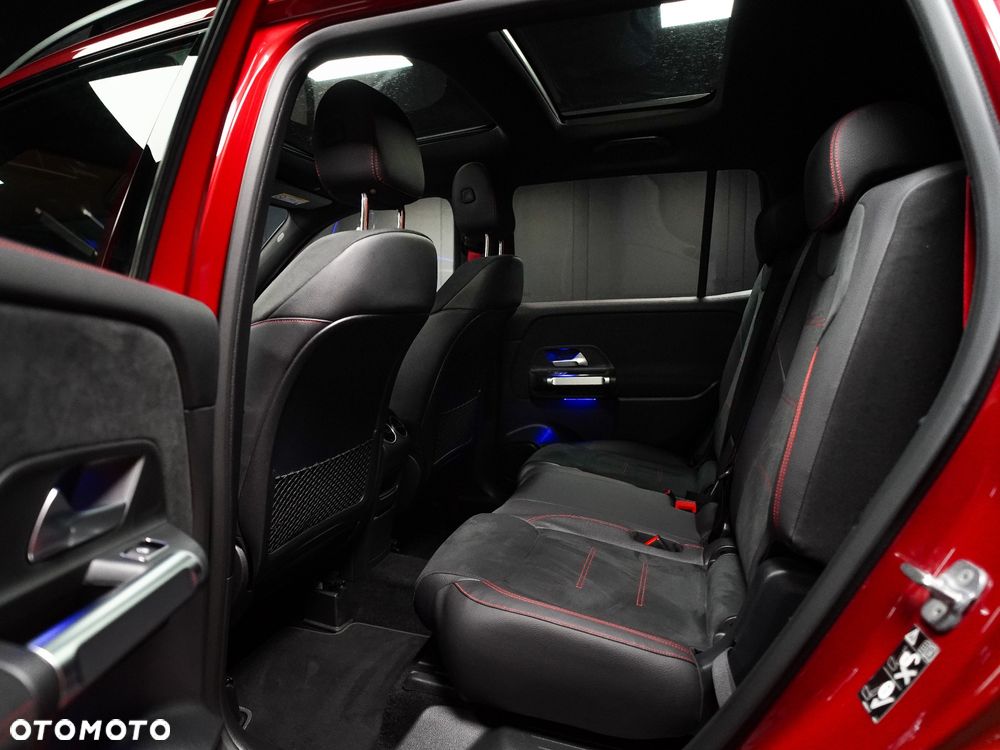 Mercedes-Benz GLB AMG 35 mHEV 4-Matic 8G-DCT - 27