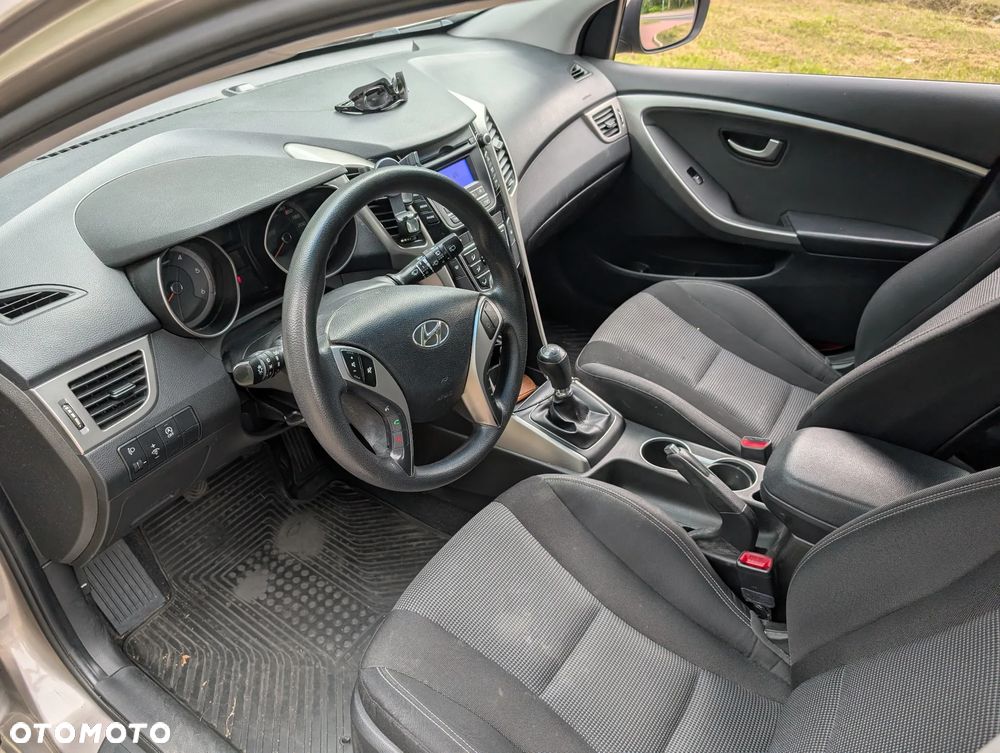 Hyundai i30 1.6 CRDi Comfort - 9