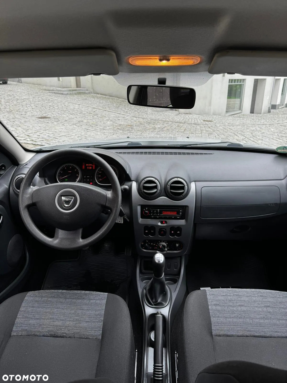 Dacia Duster 1.6 16V 4x2 Ambiance - 9