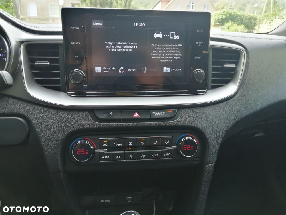 Kia Ceed 1.6 CRDi SCR L Business Line - 11