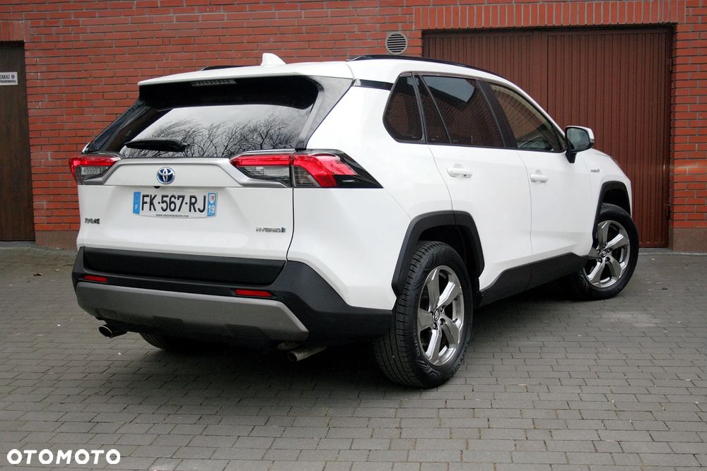 Toyota RAV4 - 6