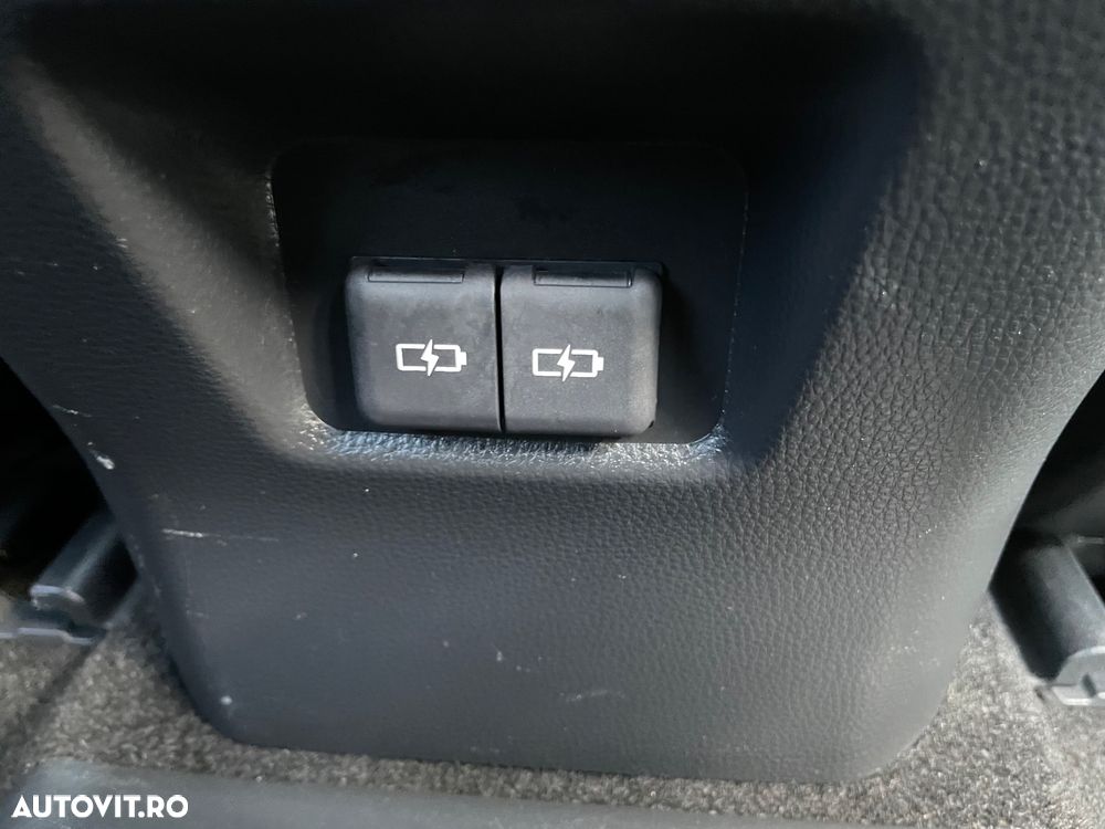 Toyota RAV4 Style - 25