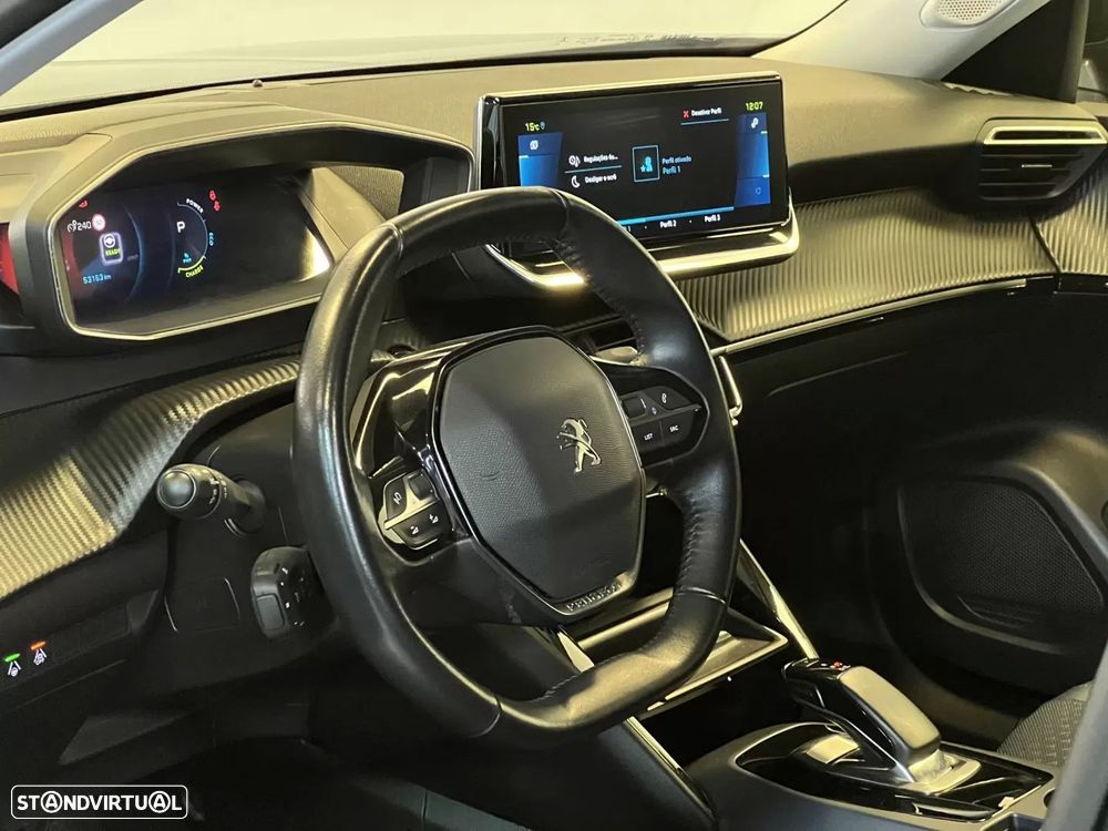 Peugeot e-2008 50 kWh Allure - 10