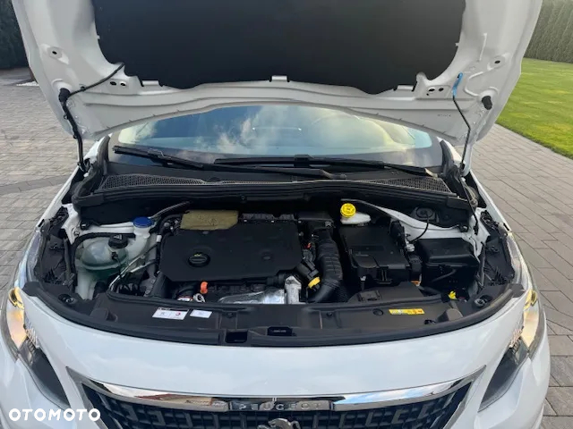 Peugeot 2008 1.5 BlueHDi Signature - 30