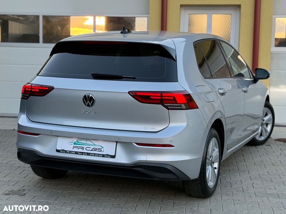 Volkswagen Golf 1.5 eTSI ACT DSG MHEV Life - 4