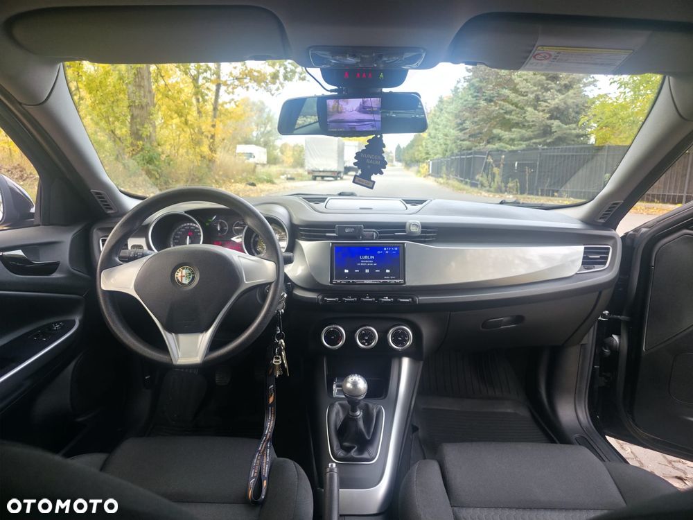 Alfa Romeo Giulietta - 7