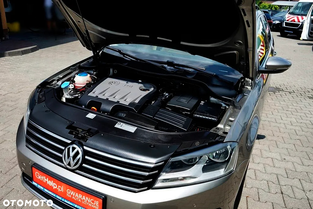 Volkswagen Passat - 9