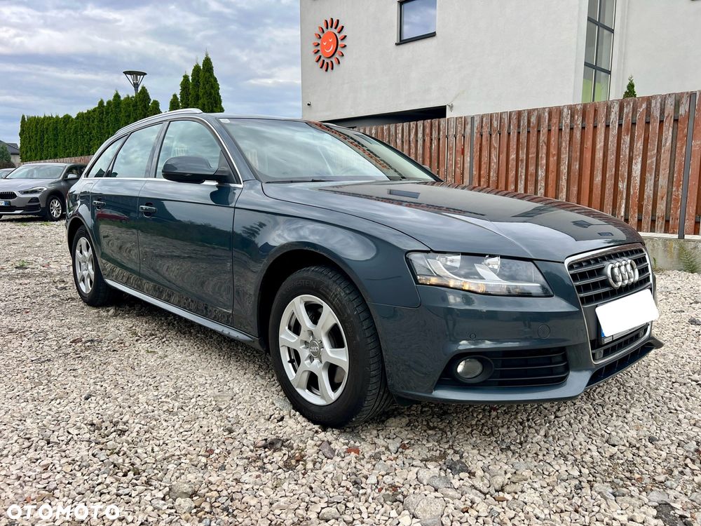 Audi A4 Avant 2.0 TDI DPF Attraction - 4