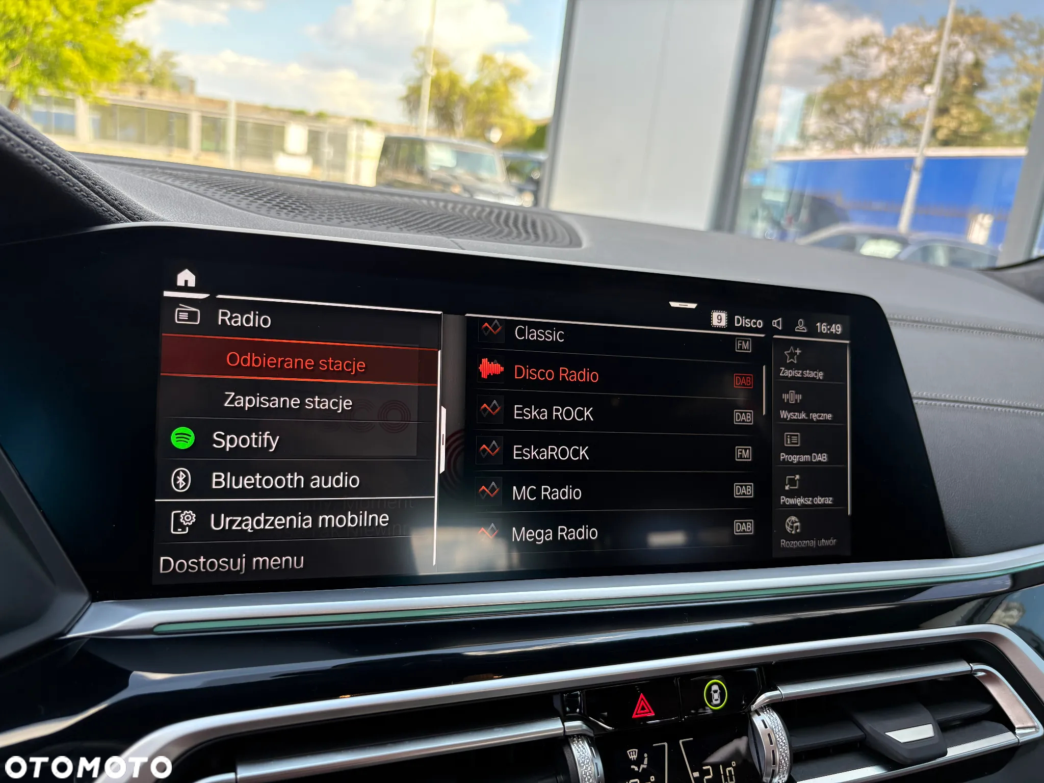 BMW X7 M50i sport - 24