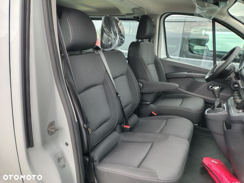 Renault Trafic - 13