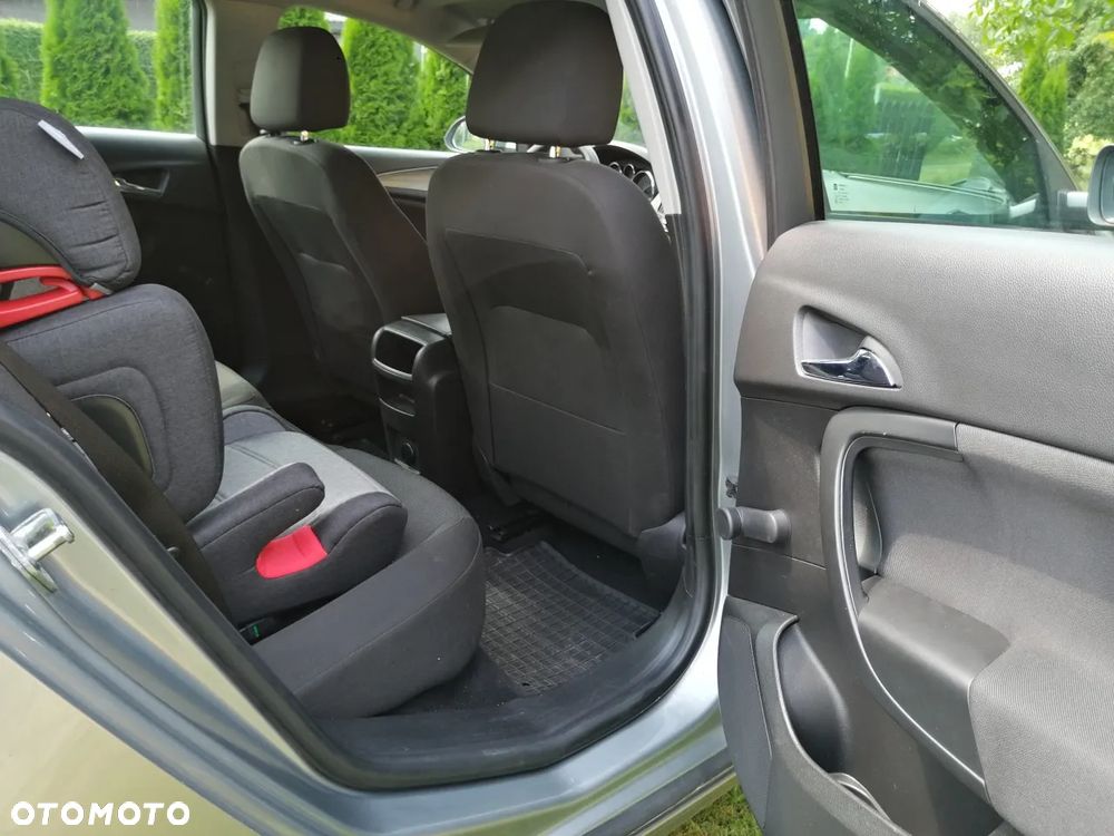 Opel Insignia 1.8 Active - 12