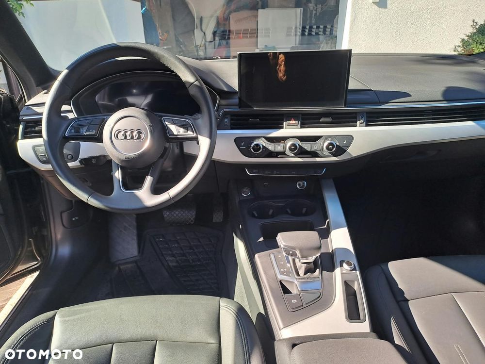 Audi A4 Avant - 10