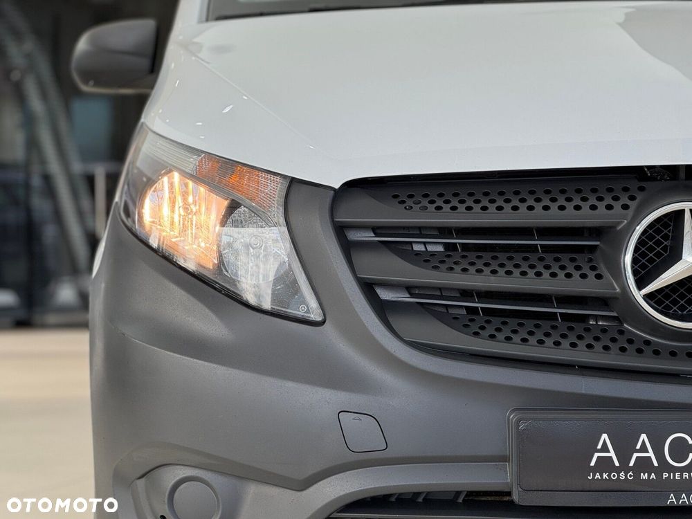 Mercedes-Benz Vito - 32