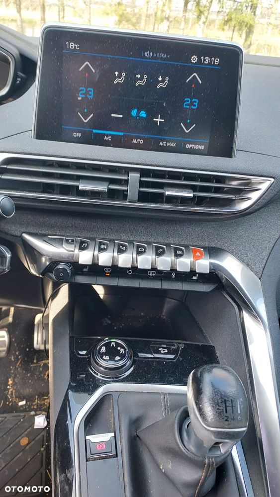 Peugeot 5008 HDI 150 Allure - 13