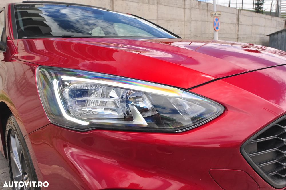 Ford Focus 1.5 EcoBoost Start-Stopp-System ST-LINE - 12