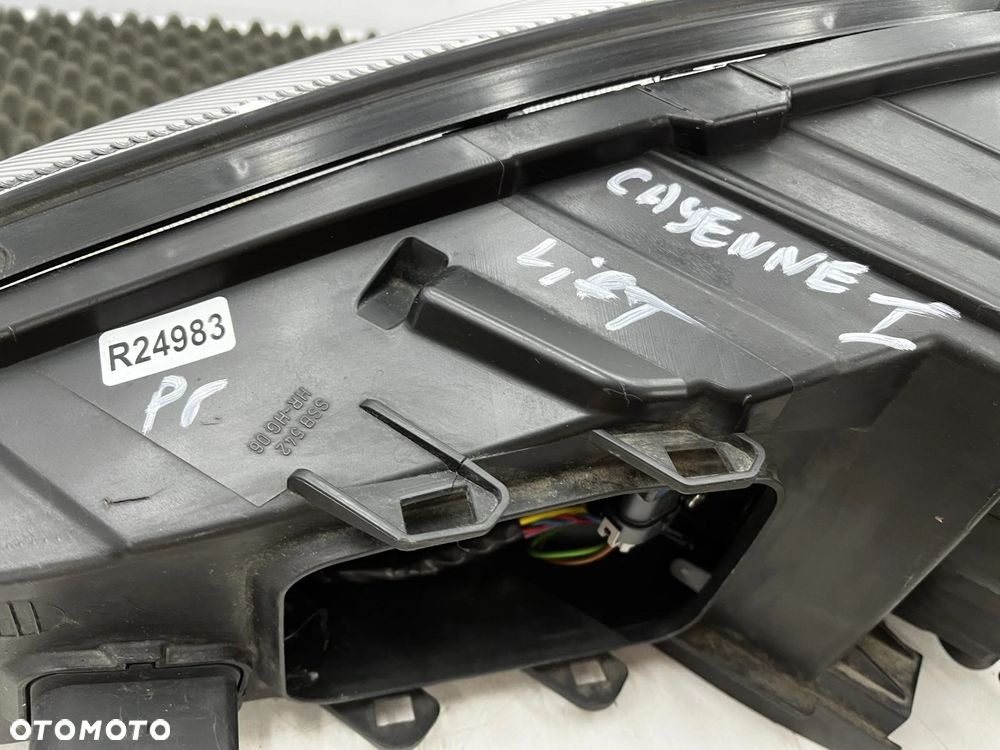 Lampa reflektor Porsche Cayenne 7L 9P Lift 07-10r. prawa przednia XENON EU KSENON oryginalna EUROPA - 15