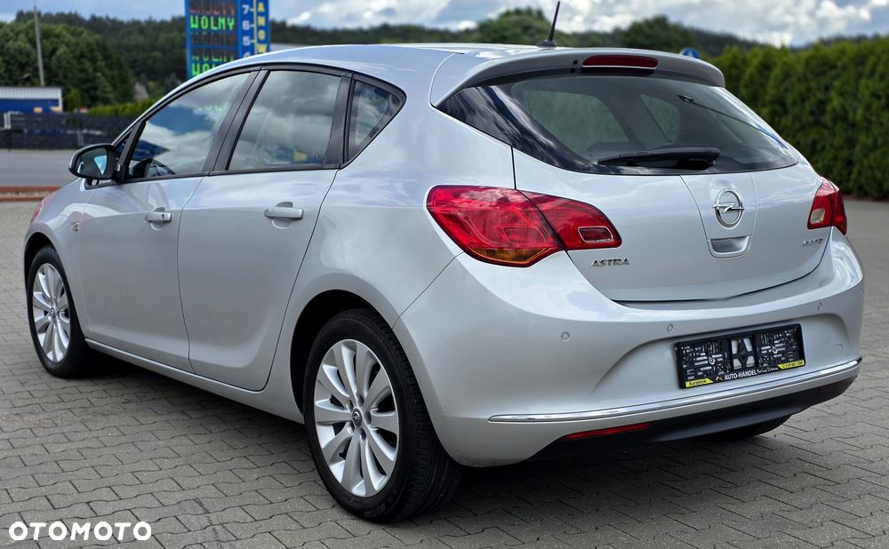 Opel Astra - 3