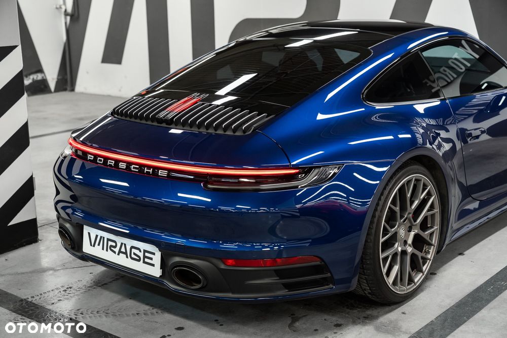 Porsche 911 Carrera 4S - 15