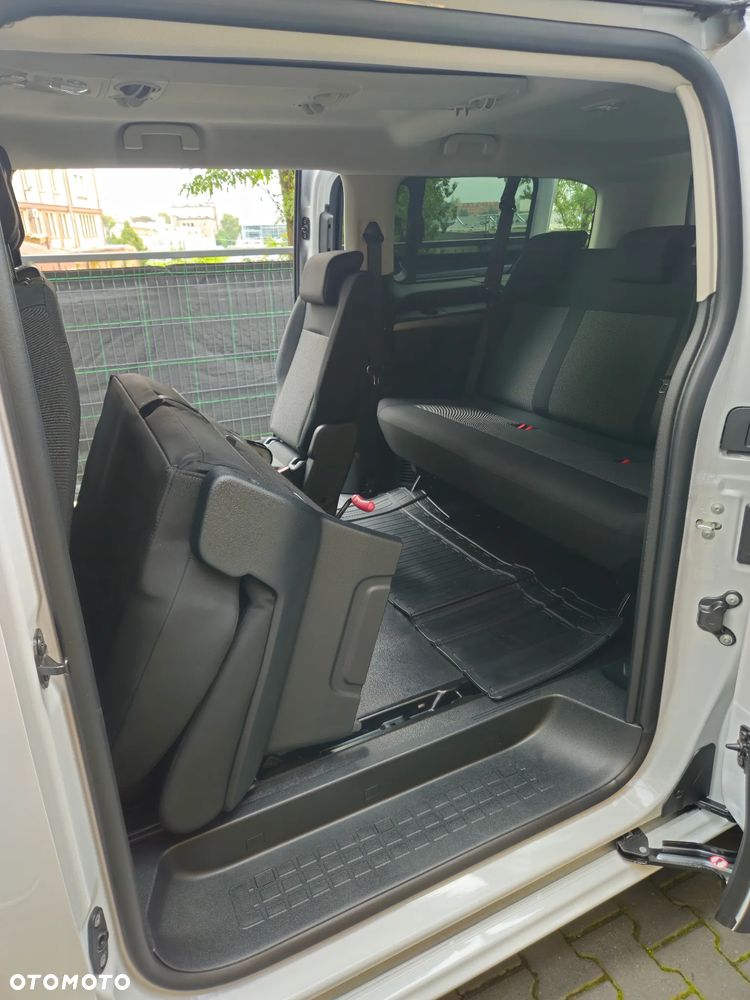 Toyota Proace Verso 2.2 D4-D Long Combi - 11