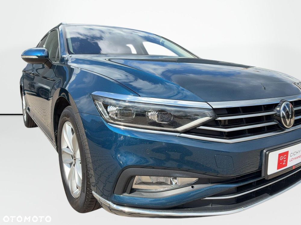 Volkswagen Passat - 37