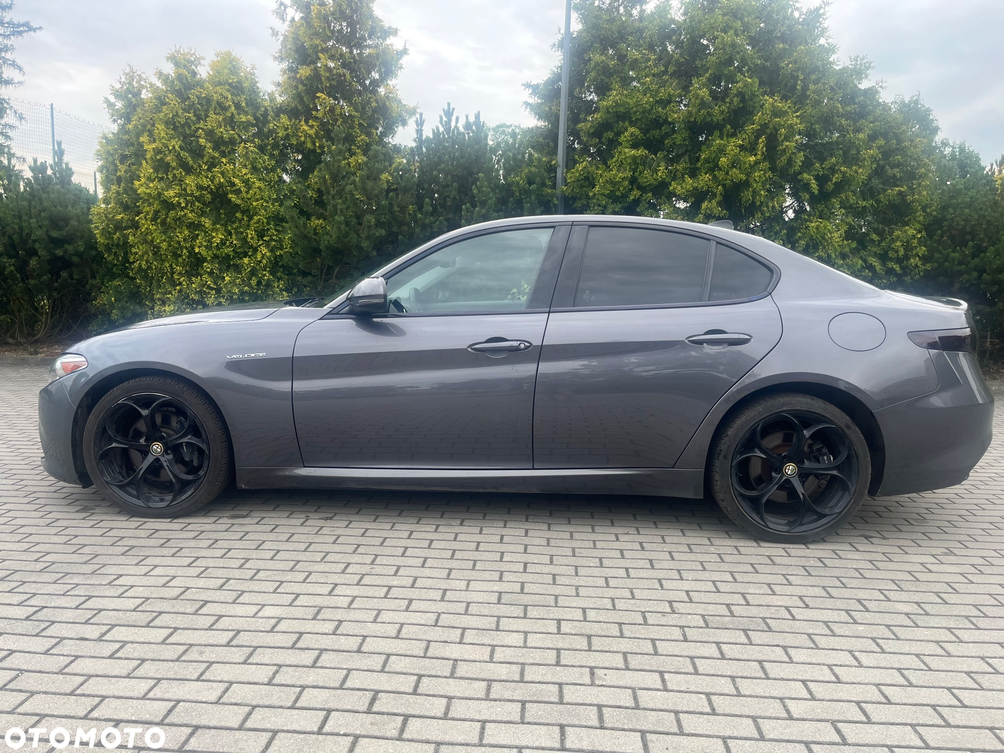 Alfa Romeo Giulia 2.0 Turbo 16V AT8 Veloce - 9