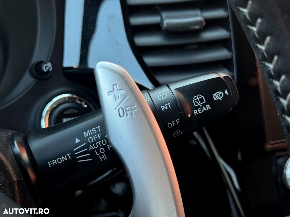 Mitsubishi Outlander - 17