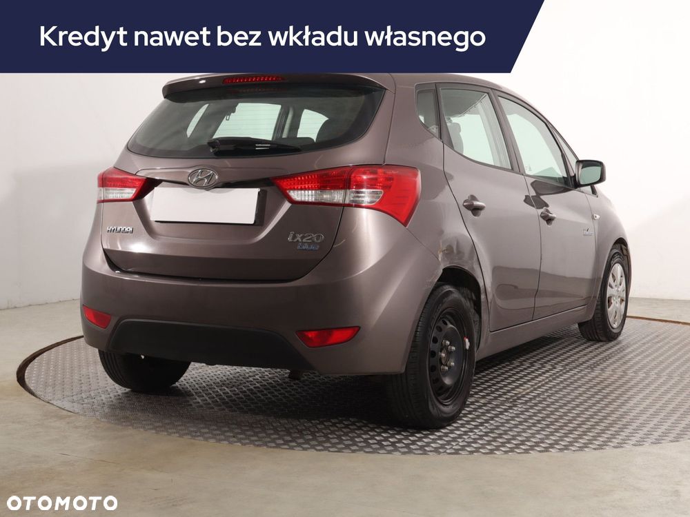 Hyundai ix20 - 7