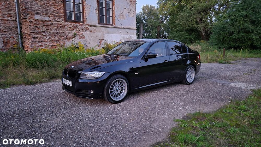 BMW Seria 3 - 33