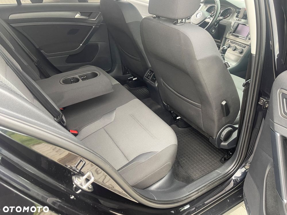 Volkswagen Golf - 7