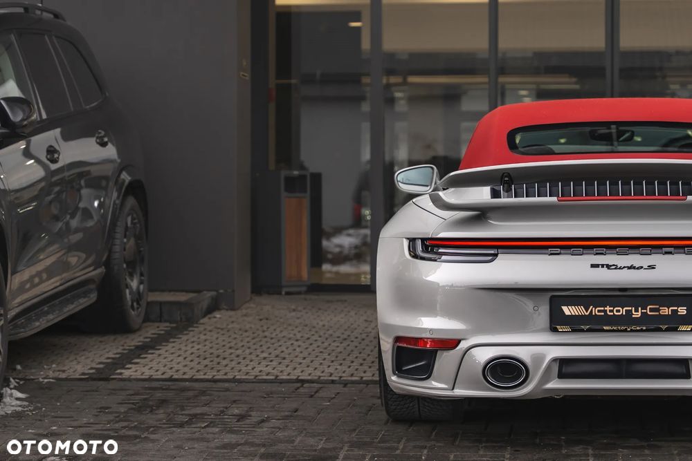Porsche 911 Turbo S - 15