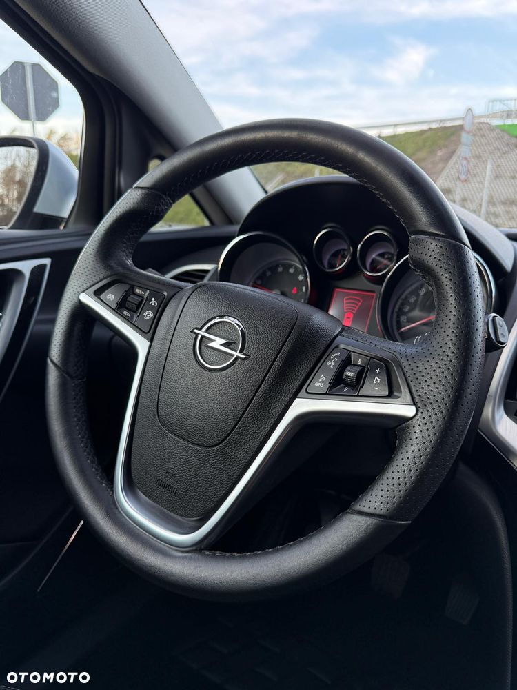 Opel Astra 1.4 Turbo Innovation - 29